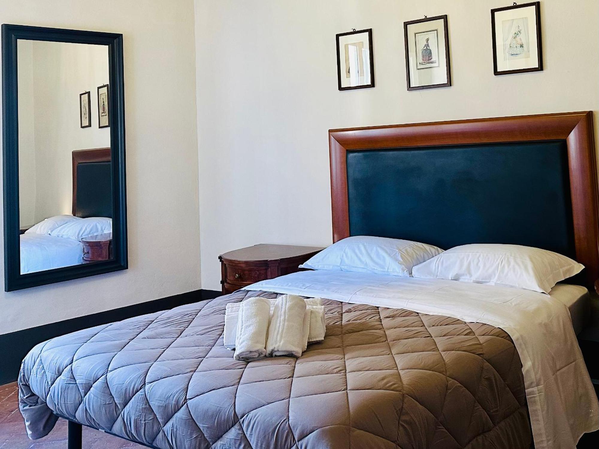 Domus An- Two Bedrooms Apartment -Antique And Historical Home 锡耶纳 外观 照片